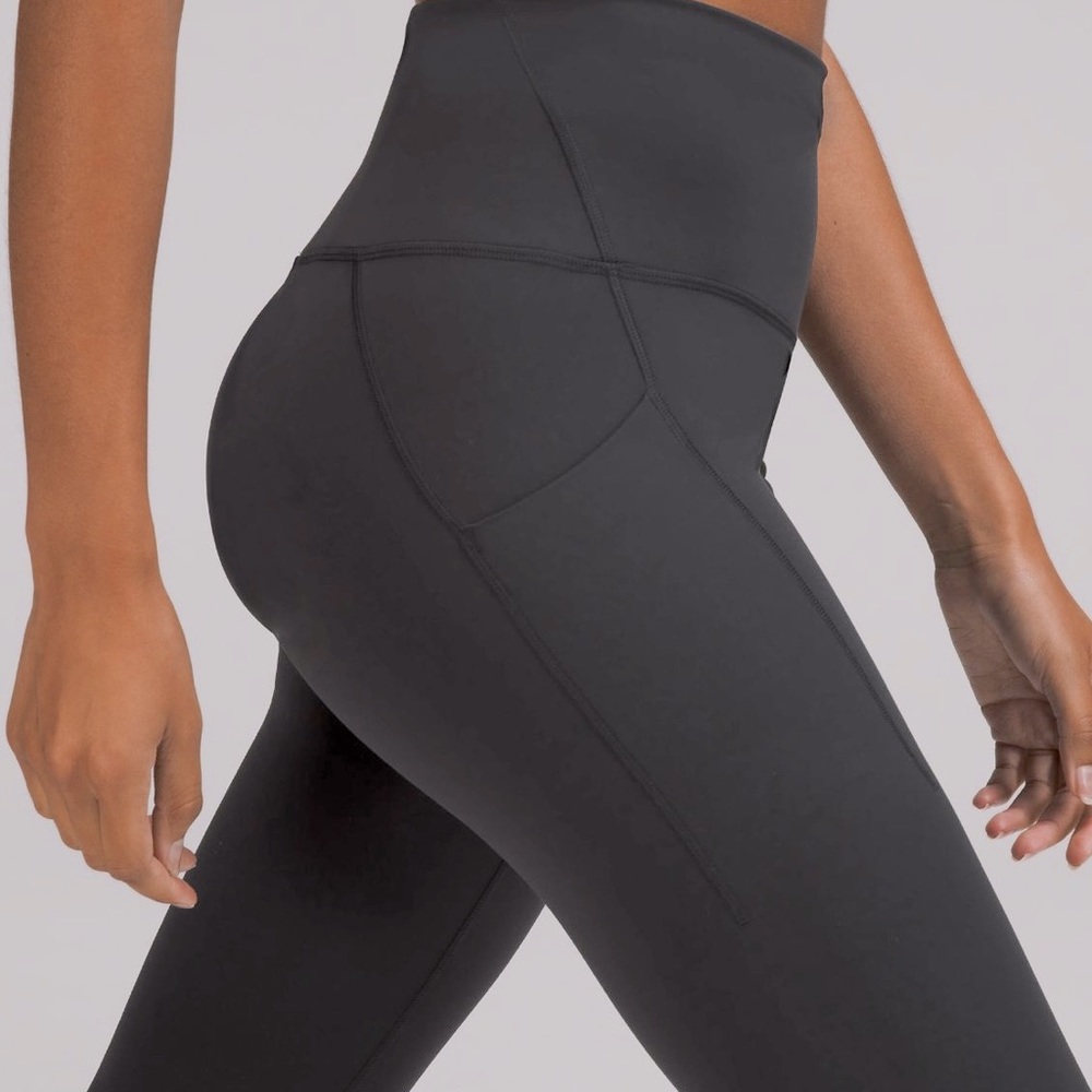 Wunder Train High-Rise Crop with Pockets 23"